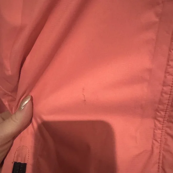 Vineyard Vines Women's Coral Rain Jacket - Picture 9 of 12